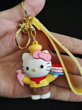 ❗️Hello Kitty Baker keychain❗️
